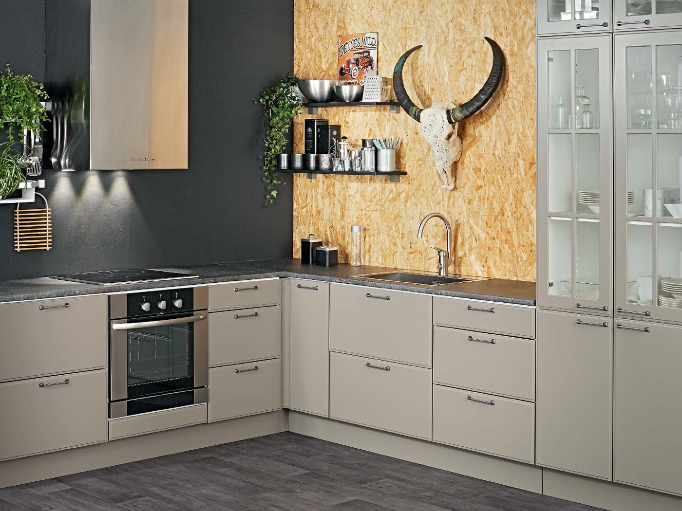 Kensapuu - Ovimalli - Tempo